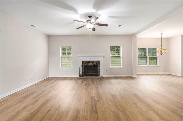 325 Ivy Lane, Senoia, GA 30276