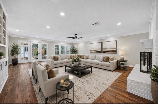 11723 Quail Creek Drive, Houston, TX 77070