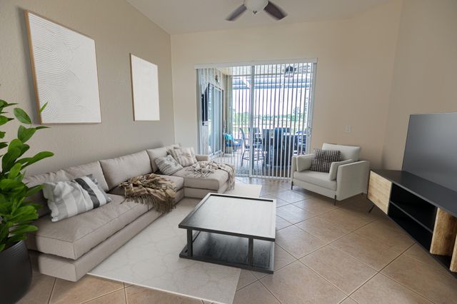 208 SW Whitewood Drive, Port St. Lucie, Port St Lucie, FL 34953