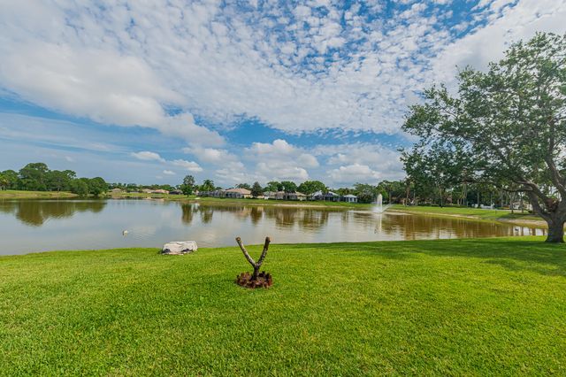 208 SW Whitewood Drive, Port St. Lucie, Port St Lucie, FL 34953