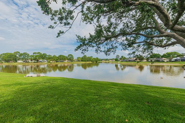 208 SW Whitewood Drive, Port St. Lucie, Port St Lucie, FL 34953