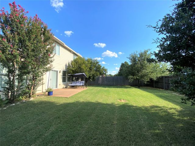 9209 Centennial Drive, Fort Worth, TX 76244