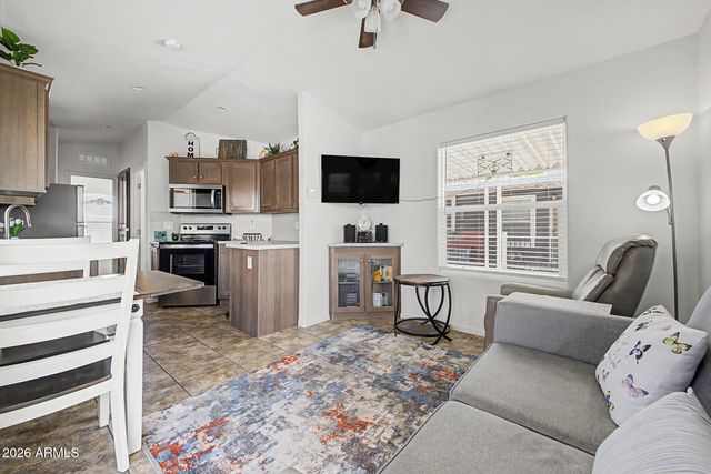 1363 N PLAZA Drive 41, Apache Junction, AZ 85120