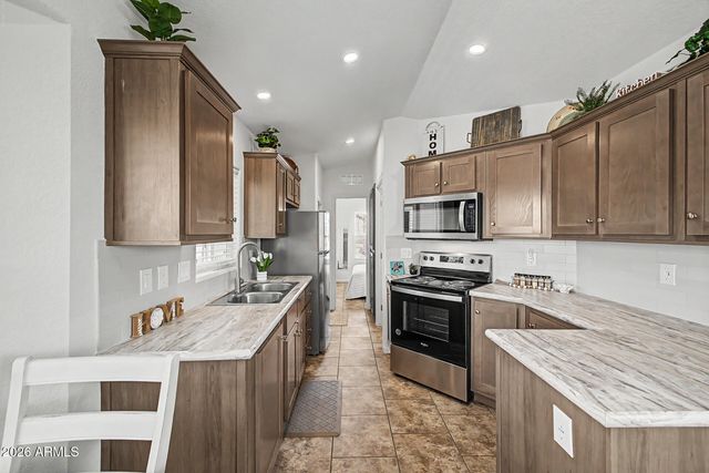 1363 N PLAZA Drive 41, Apache Junction, AZ 85120