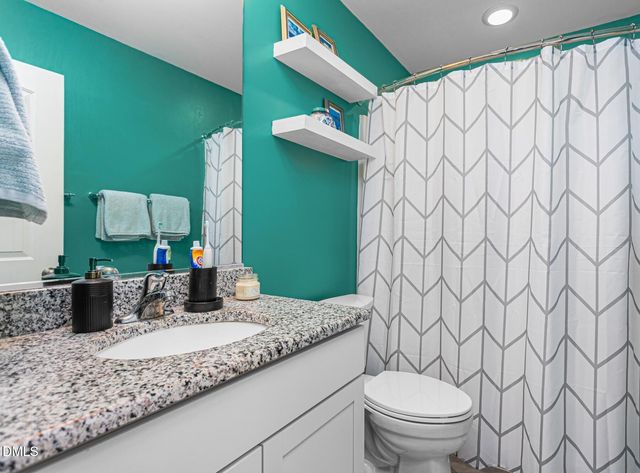 236 Colonnade Drive, Elon, NC 27244