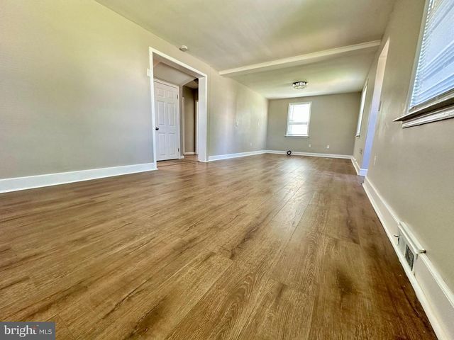 5215 MUTH AVE, Baltimore, MD 21207