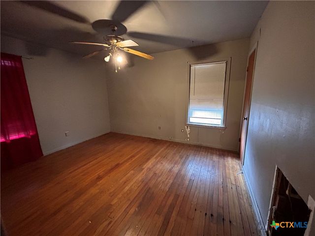 2012 Leon Drive, Port Lavaca, TX 77979