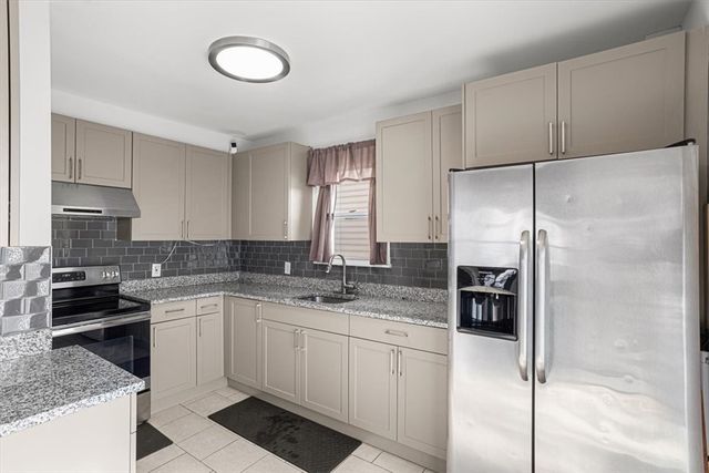 358 Northup Street, Cranston, RI 02905