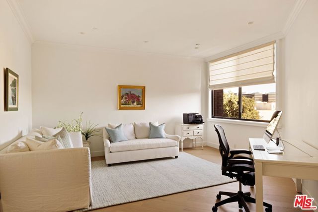 300 N Swall Drive 354, Beverly Hills, CA 90211
