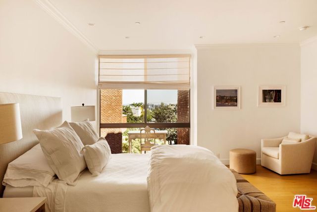 300 N Swall Drive 354, Beverly Hills, CA 90211