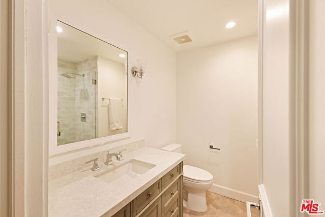 300 N Swall Drive 354, Beverly Hills, CA 90211