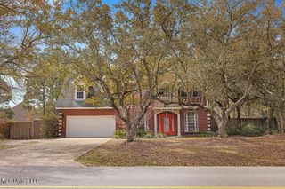 1516 Shelby Lane, Ocean Springs, MS 39564