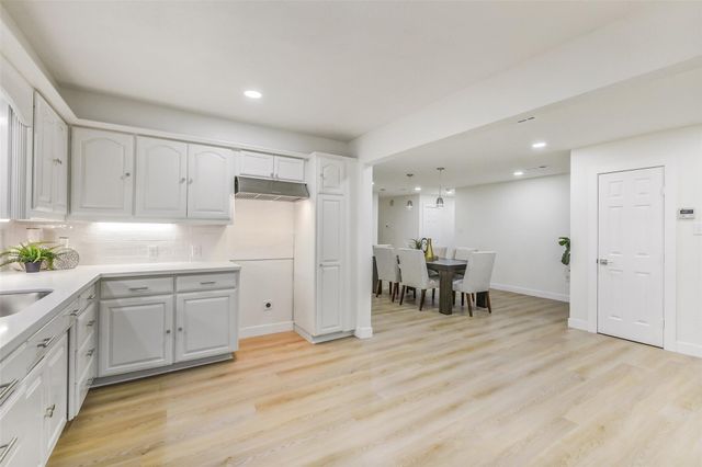 307 Meyer Street, Alvin, TX 77511