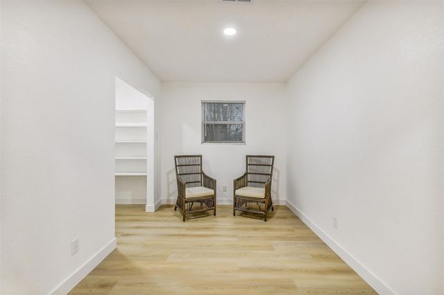 307 Meyer Street, Alvin, TX 77511