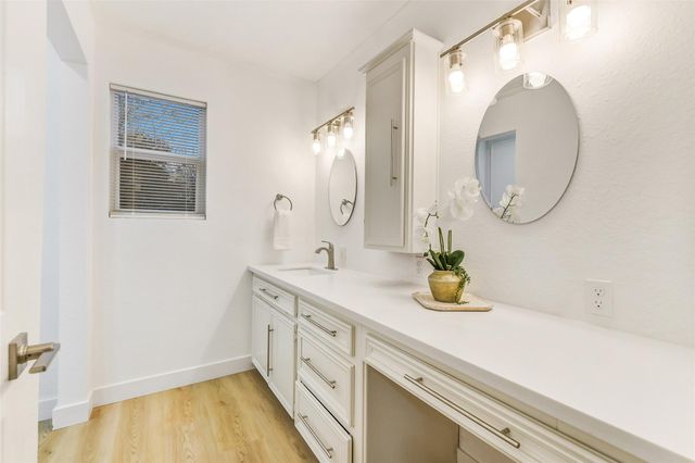 307 Meyer Street, Alvin, TX 77511