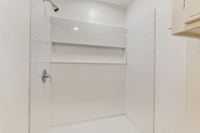 307 Meyer Street, Alvin, TX 77511