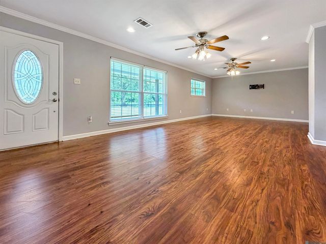 2411 Chantulane Ave, Denham Springs, LA 70726