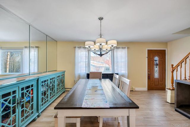 1659 Lincoln Avenue, Bohemia, NY 11716