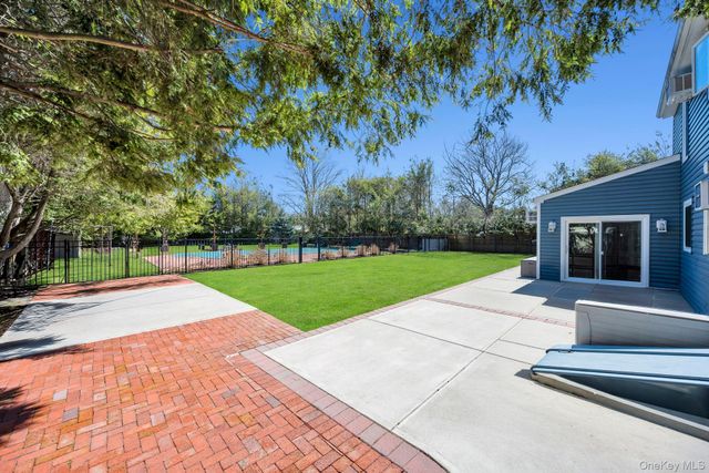1659 Lincoln Avenue, Bohemia, NY 11716