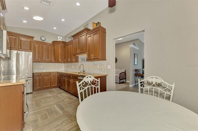 1716 FOUNTAIN VIEW CIRCLE, Venice, FL 34292