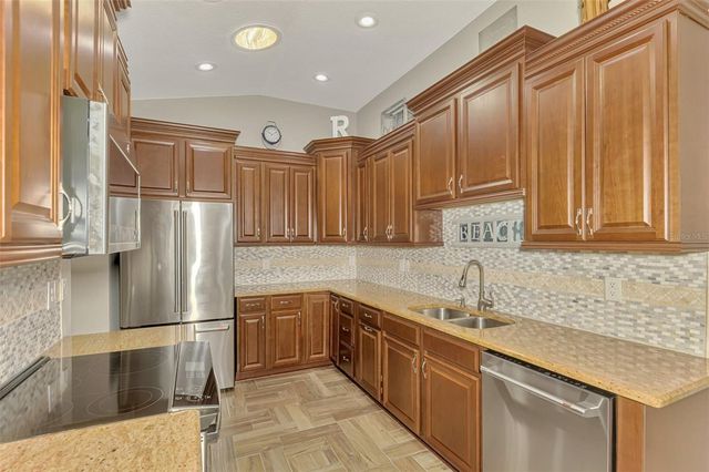 1716 FOUNTAIN VIEW CIRCLE, Venice, FL 34292