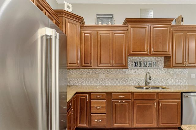 1716 FOUNTAIN VIEW CIRCLE, Venice, FL 34292