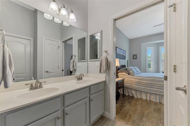 1716 FOUNTAIN VIEW CIRCLE, Venice, FL 34292