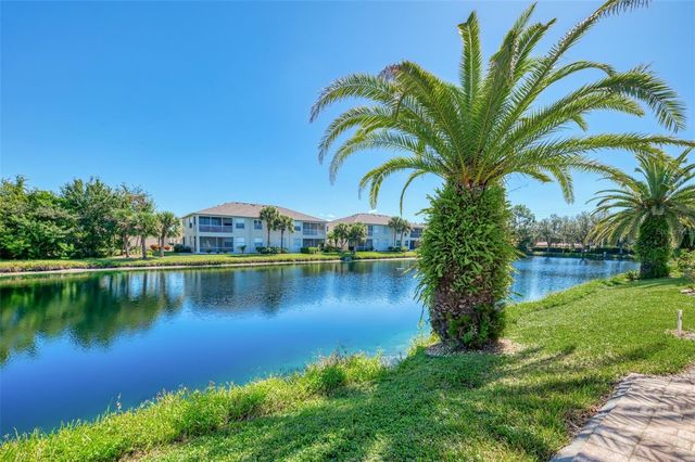 1716 FOUNTAIN VIEW CIRCLE, Venice, FL 34292