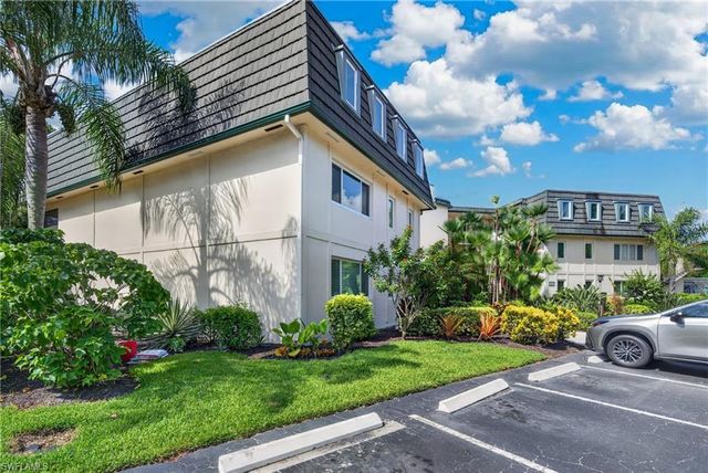 1730 Bald Eagle DR A, Naples, FL 34105
