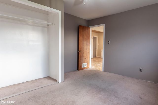 28627 Maple Street, Roseville, MI 48066