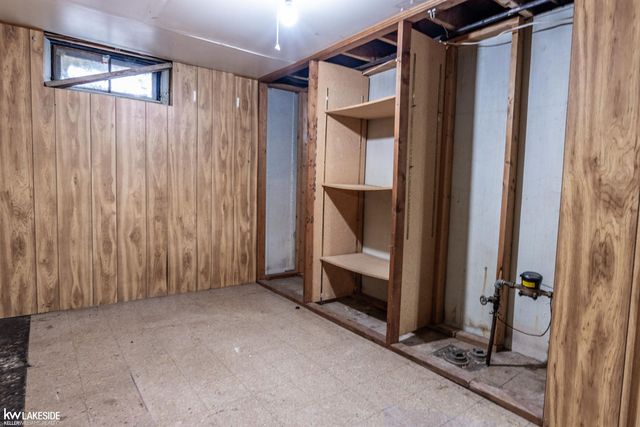 28627 Maple Street, Roseville, MI 48066