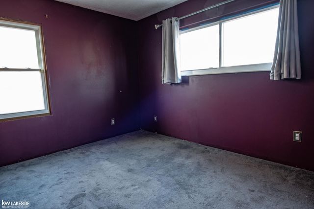 28627 Maple Street, Roseville, MI 48066