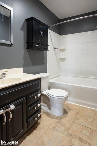 28627 Maple Street, Roseville, MI 48066