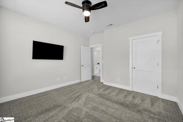 129 James Avenue, Wellford, SC 29385