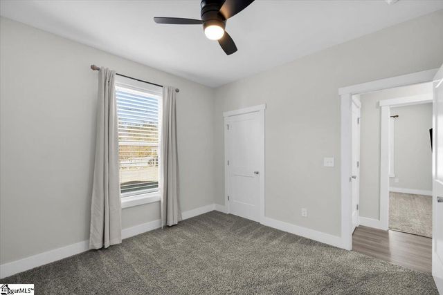 129 James Avenue, Wellford, SC 29385