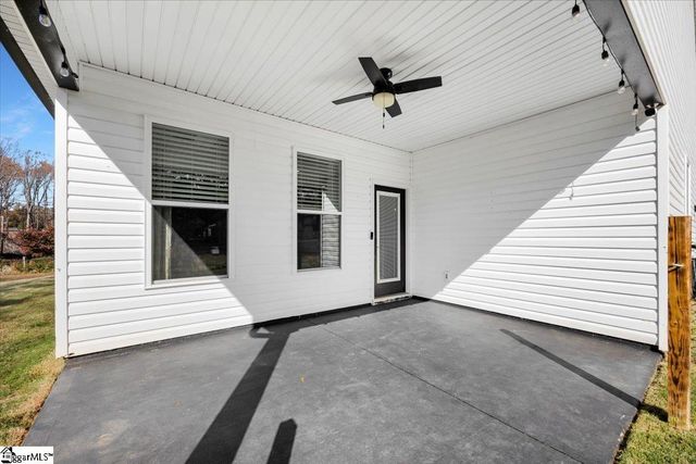 129 James Avenue, Wellford, SC 29385