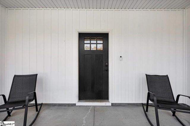 129 James Avenue, Wellford, SC 29385