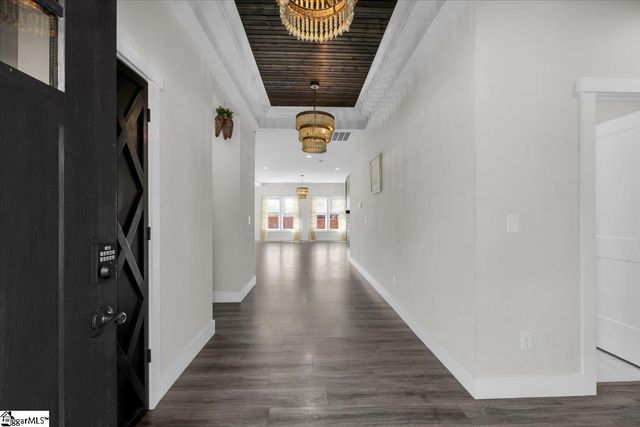 129 James Avenue, Wellford, SC 29385