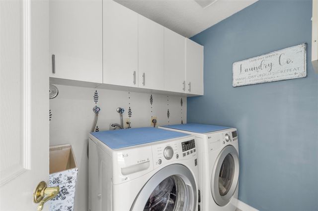 1611 NW 101st Way, Plantation, FL 33322