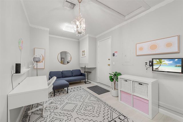 1611 NW 101st Way, Plantation, FL 33322