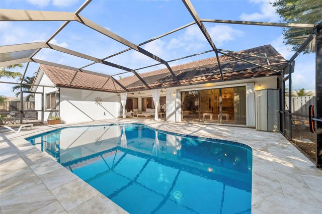 1611 NW 101st Way, Plantation, FL 33322