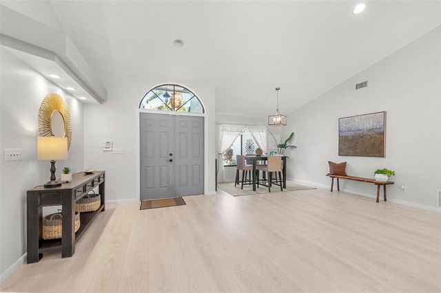 1611 NW 101st Way, Plantation, FL 33322