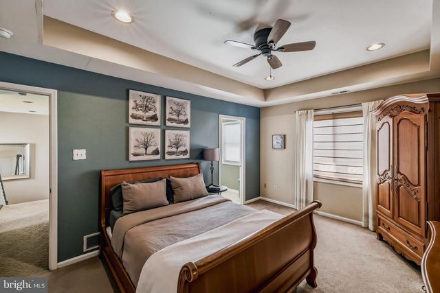 330 BECKETT RD, Swedesboro, NJ 08085