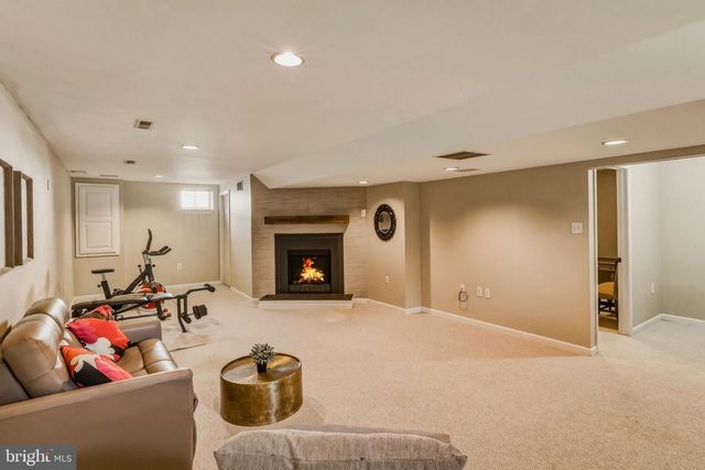 330 BECKETT RD, Swedesboro, NJ 08085