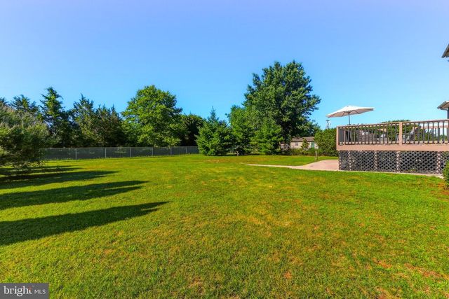 330 BECKETT RD, Swedesboro, NJ 08085
