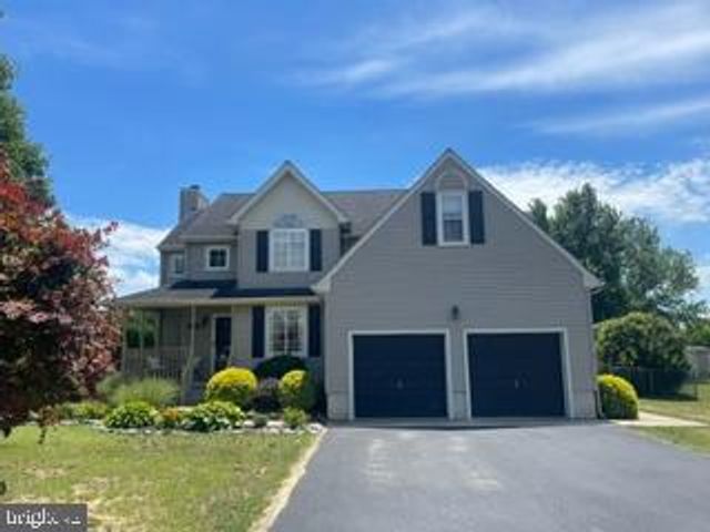 330 BECKETT RD, Swedesboro, NJ 08085