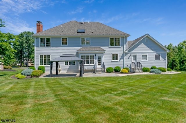 1 Mckay Dr, Bridgewater Twp., NJ 08807