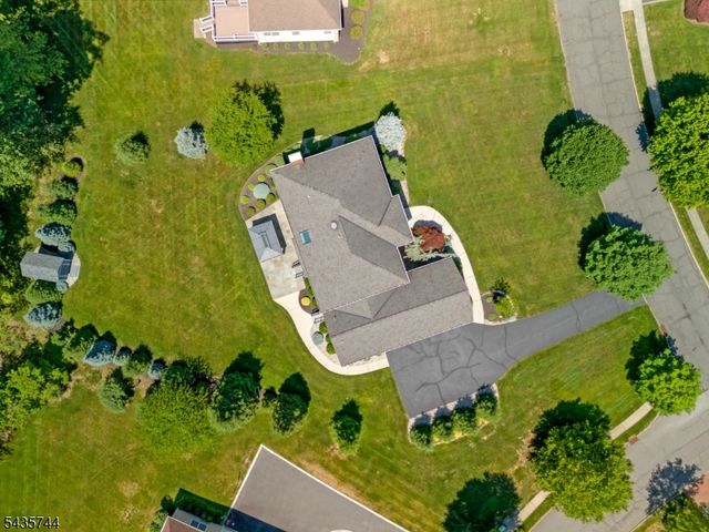 1 Mckay Dr, Bridgewater Twp., NJ 08807