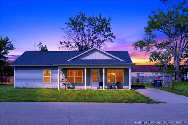 106 Kenwood Avenue, Charlestown, IN 47111