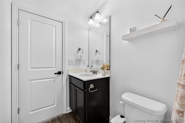 106 Kenwood Avenue, Charlestown, IN 47111